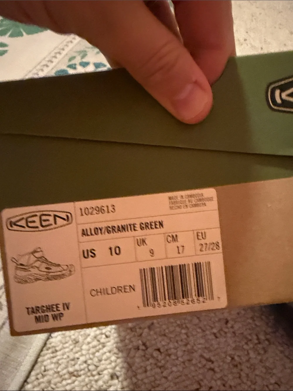 Keen sturdy mid